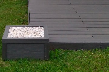 Plinthe en bois composite pour terrasse Smart teinte Gris