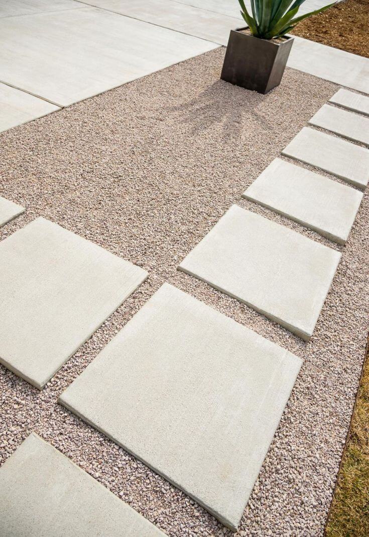 Allée de jardin en dalles béton via Pinterest